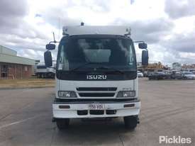 2002 Isuzu FVR950 LWB - picture1' - Click to enlarge