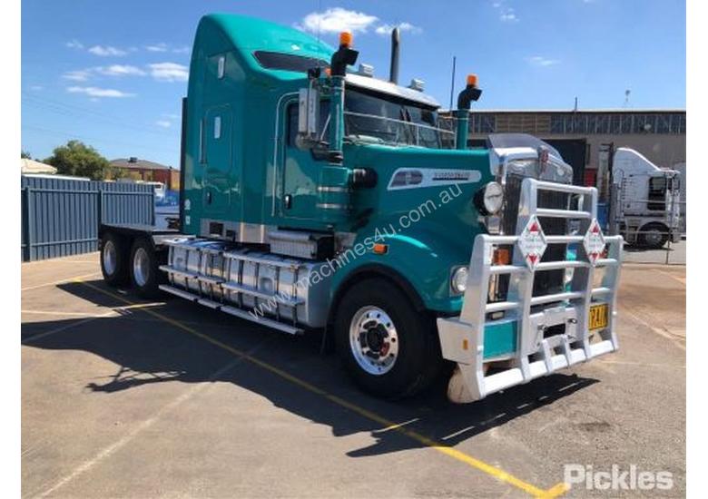 caption 2014 Kenworth T909