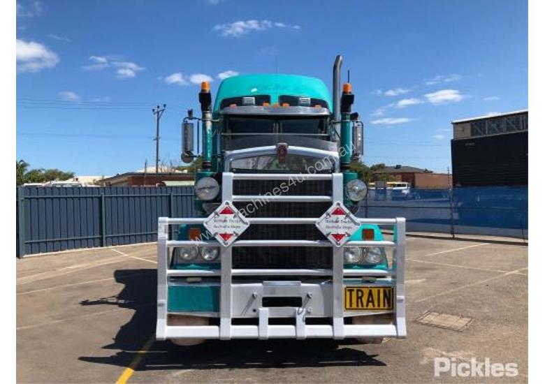 caption 2014 Kenworth T909