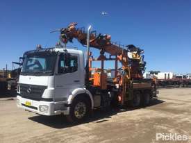 2005 MERCEDES Axor - picture2' - Click to enlarge