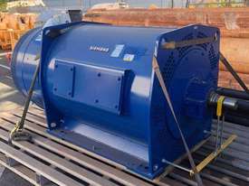 750 kw 1000 hp 2 pole 6600 volt AC Electric Motor - picture2' - Click to enlarge