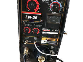 Lincoln LN25 Pro MIG Welder Remote Wire Feeder Suitcase Heavy Duty Industrial - picture0' - Click to enlarge
