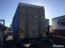 2010 Iveco Eurocargo 120E24 - picture2' - Click to enlarge