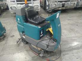 Tennant T7 Echo H20 Scrubber - picture0' - Click to enlarge