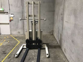 Crown 30WT Walk Behind Forklift - picture2' - Click to enlarge