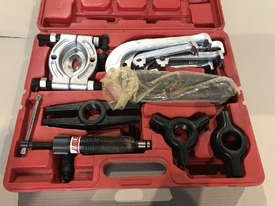 JBS Heavy Industrial Hydraulic Puller and Separator Kit - 25 Piece  - picture2' - Click to enlarge