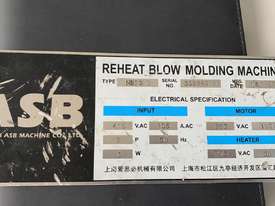 Stretch blow moulding and injection moulding - picture1' - Click to enlarge