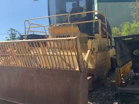2009 Tana Gx320 Landfill Compactor - picture0' - Click to enlarge