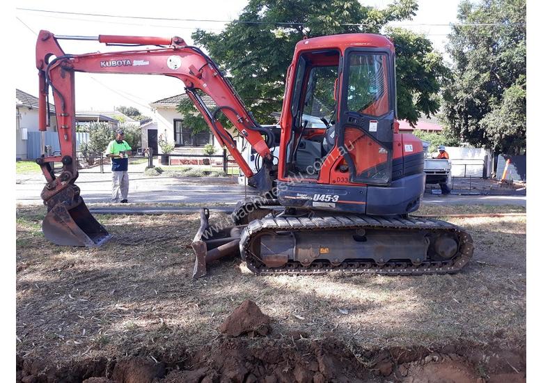 caption 2012 KUBOTA U45-3 U3860