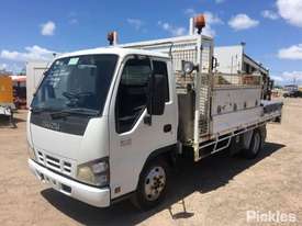 2006 Isuzu NKR200 - picture2' - Click to enlarge