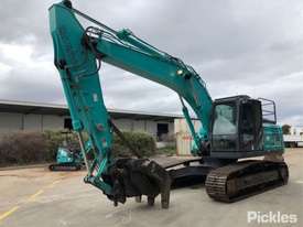 2016 Kobelco SK210LC-10 - picture2' - Click to enlarge