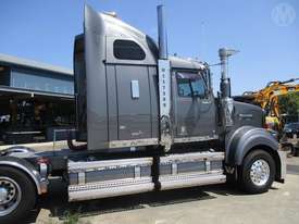 Western Star W30 4900FXT - picture1' - Click to enlarge