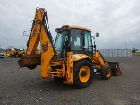 JCB 3CX Turbo Powershift Backhoe Loader - picture1' - Click to enlarge