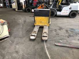Yale Ride on Electric Pallet Truck  - picture0' - Click to enlarge