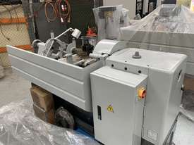 Romac Metal Lathe 410 x 1000mm - picture1' - Click to enlarge