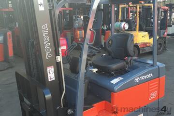 ACTIVE FORKLIFTS - TOYOTA ELECTRIC FORKLIFT 2012 MODEL 7FBE20 2 TON 5.65M LIFT NON MARKING TYRE GOOD ACTIVE FORKLIFTS - TOYOTA ELECTRIC FORKLIFT 2012 MODEL 7FBE20 2 TON 5.65M LIFT NON MARKING TYRE GOOD