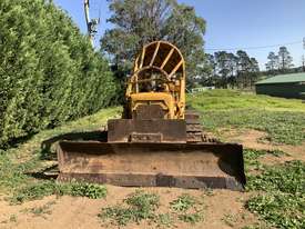 Caterpillar D4D Bulldozer - picture2' - Click to enlarge