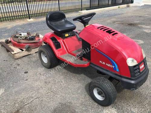 Toro XLS 420T Ride-On Mower