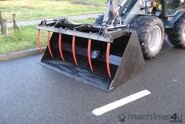 High Volume Buckets with Top Clamp