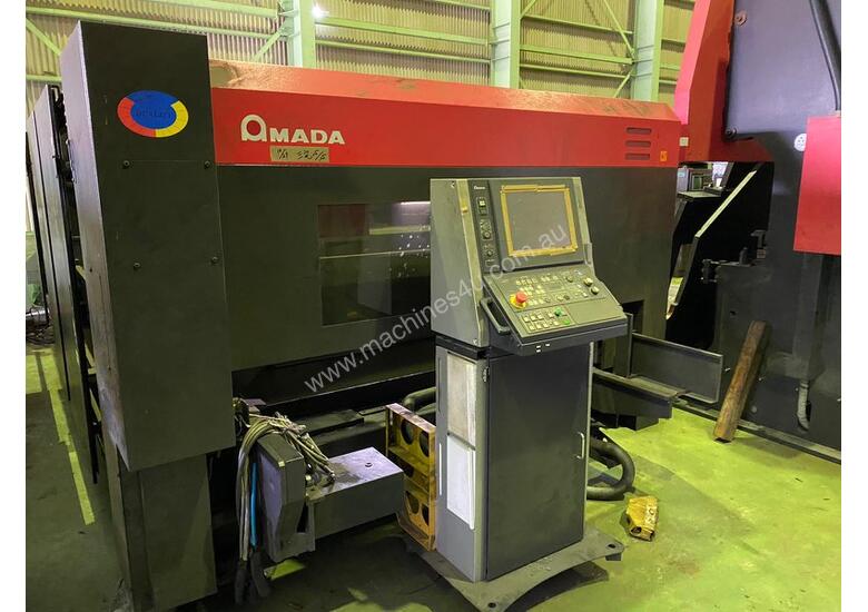 caption Amada FO 3015 MII 2.5 Kw Laser
