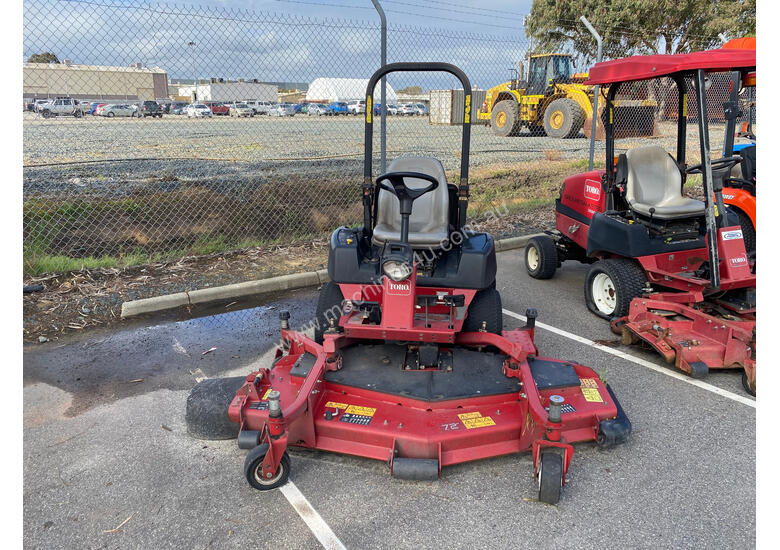caption Toro GroundsMaster 3280 D Front Deck Lawn Equipment