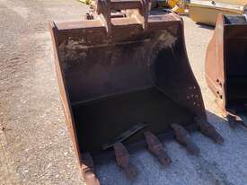 ECH GP Excavator Bucket 20/25 Tonne  - picture0' - Click to enlarge