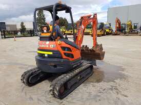2018 KUBOTA U25 2.6T MINI EXCAVATOR WITH QUICK HITCH, BUCKETS AND LOW 700 HURS - picture1' - Click to enlarge