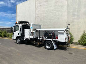 Isuzu NPR300 Road Maint Truck - picture1' - Click to enlarge