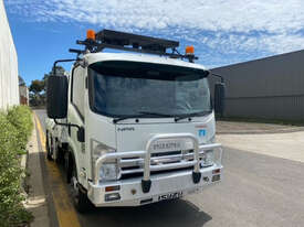 Isuzu NPR300 Road Maint Truck - picture2' - Click to enlarge