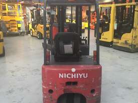 1.8T Battery Electric 3 Wheel Forklift - picture2' - Click to enlarge
