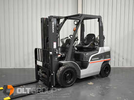 Nissan 2.5 Tonne Forklift 4 Hydraulic Functions Fork Positioner LPG EFI New Steer Tyres - picture0' - Click to enlarge
