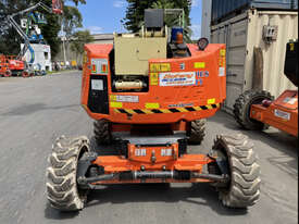 JLG 34ft Articulating Knuckle Boom - picture1' - Click to enlarge