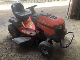 Used Husqvarna Ride on Mower - picture0' - Click to enlarge