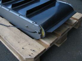 Small Motorised Cleated Belt Conveyor - 1m long - picture1' - Click to enlarge