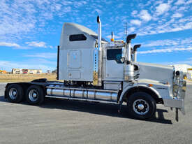 Kenworth T658 Primemover Truck - picture2' - Click to enlarge
