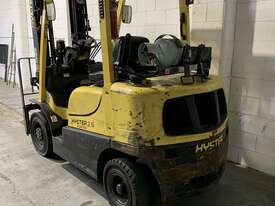 Hyster 2.5T LPG Container Mast - picture2' - Click to enlarge