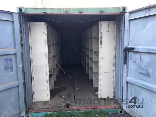20' Shipping container