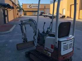 TB108 Takeuchi Excavator COMES WITH 4 BUCKETS - picture0' - Click to enlarge