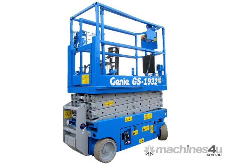 caption New Genie GS1932 Electric Scissor Lift