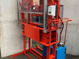 Servex  HP100 MK2 P10 Workshop Press 100ton roll head- LATEST MODEL - picture0' - Click to enlarge