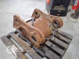 EXCAVATOR QUICK HITCH - picture1' - Click to enlarge