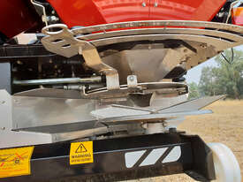 FARMTECH ALPHA F20 DOUBLE DISC SPREADER (2000L) - picture1' - Click to enlarge
