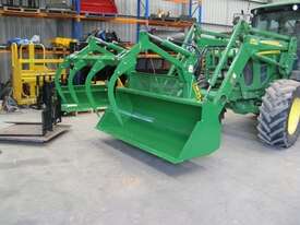 Silage Bucket & Grapple (High Pivot) - picture2' - Click to enlarge