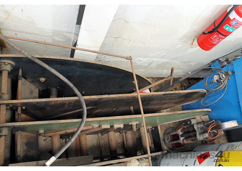 caption Thomac Decoiler Straightner