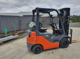 Forklift 1.8T Toyota Container Mast - picture1' - Click to enlarge