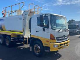 Hino 500 - picture0' - Click to enlarge