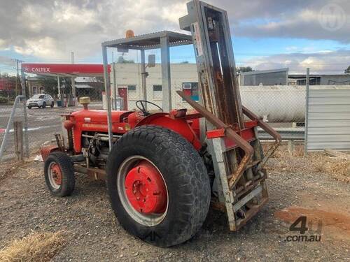 Massey Ferguson 65 F/W Front Fork Lift