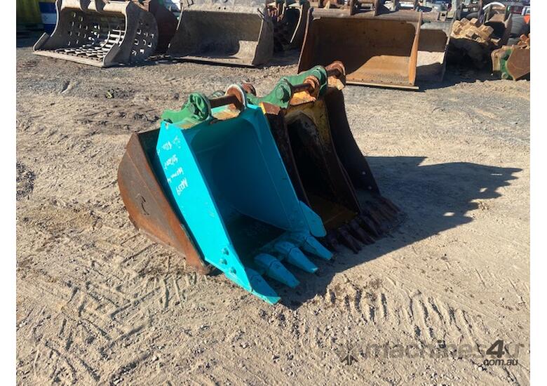 Used 2015 komatsu PC 88 MR-8 Construction Equipment in , - Listed on ...