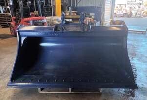 Dassa 2300mm Mud Bucket suits 18-30 ton