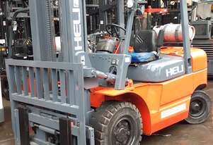 ACTIVE FORKLIFTS - 5 ton Heli Forklift for sale- 2008 model 4.5m mast only $26000+Gst